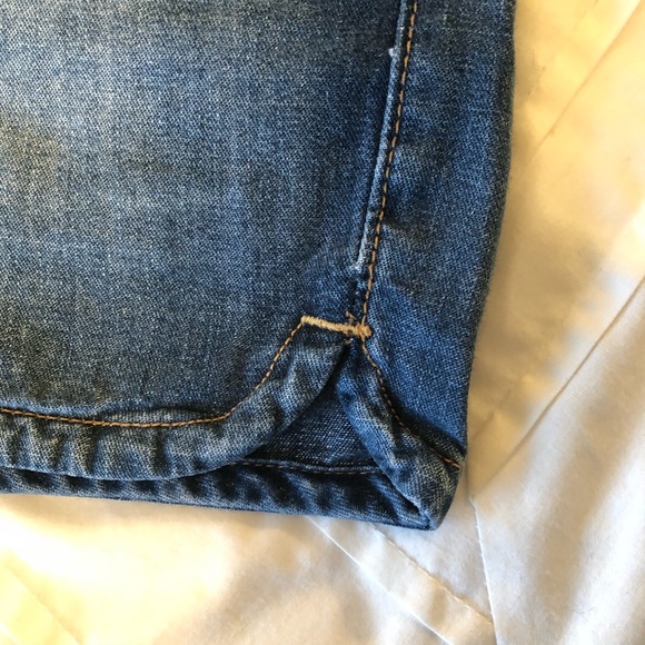 Old Navy Jean Shorts! - Picture 4 of 7
